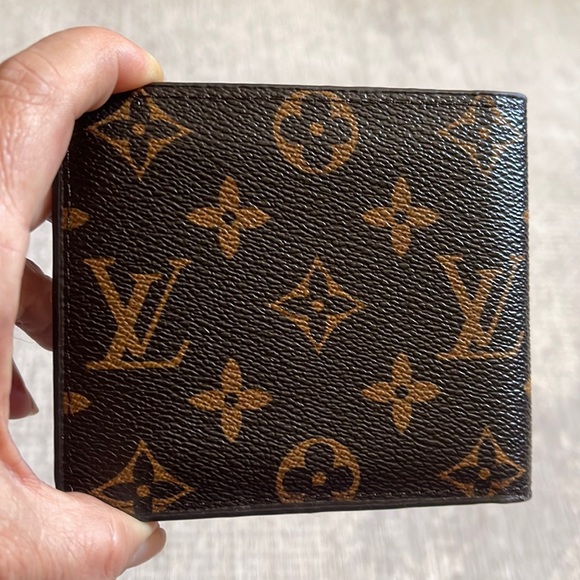 Authentic LOUIS VUITTON Monogram  Portefeiulle - Picture 10 of 10